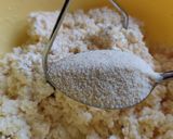 Könnyed túró gombóc-fahéjas tejföllel recept fázis 1 fotója