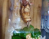 A picture of step 1 of Thai Green Curry Chicken.