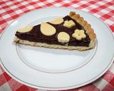 Foto del passaggio 6 della ricetta Crostata al cioccolato fondente