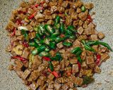 Foto langkah ke 6 dari resep Orek Tahu Tempe Pedas Manis.