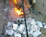 Foto del paso 3 de la receta: Costillar de cordero al asador, con papas y batata al plomo