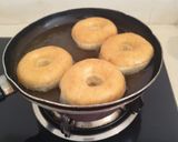 Foto langkah ke 13 dari resep Donat Tanpa Telur.