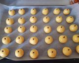 A picture of step 5 of Nastar cookies (Indonesian pineapple tarts).