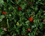 Foto del paso 3 de la receta: Salsa Chimichurri