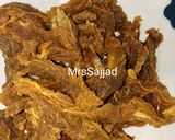 A picture of step 2 of Fried dry meat.
