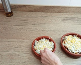 Foto del paso 4 de la receta: Champiñones gratinados con gambas