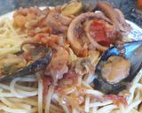 Foto del paso 4 de la receta: Spaghetti con salsa de mariscos