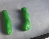 Foto del paso 2 de la receta: Dedos de zombie
