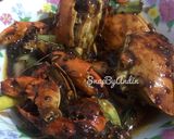 Foto langkah ke 4 dari resep Kepiting Lada Hitam.