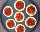 Foto langkah ke 12 dari resep Mini Pizza.