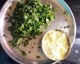 A picture of step 2 of Drumsticks Leaves Besan.