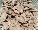 Gambar langkah 1 resipi Daging goreng black pepper.