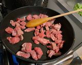 Foto del paso 3 de la receta: Lomo con verduras salteadas