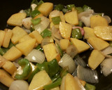 Foto del paso 7 de la receta: Chicharro al horno, con cazuela de verduras y olivas