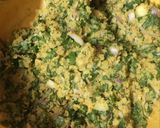 A picture of step 2 of Palak Poha Pakora.