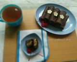 Foto langkah ke 4 dari resep Dargul Coklat Isi Pisang Keju.