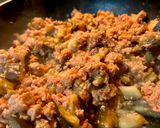 Foto del passaggio 3 della ricetta Farfalle con ragù di soia e melanzane 🍆🌱