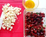 Une image de l'étape 3 de Patates douces au four, betteraves & feta.