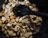 عکس مرحله 3 از دستور خوراک قارچ و نخود (Mushrooms & Chickpeas dish)