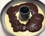 Foto del paso 4 de la receta: Budín marmolado de naranja y chocolate