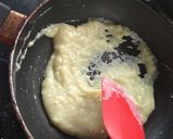 A picture of step 3 of Milk Kesar peda.
