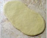 Foto langkah ke 6 dari resep Caterpillar bread.