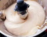 Une image de l'étape 5 de Feuilletés à la crème légère et son coeur de fruits rouges 😋.