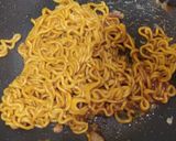 Foto langkah ke 3 dari resep Mie Goreng Tektek Simpel.
