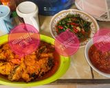 Foto langkah ke 6 dari resep Mangut Lele hots.