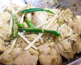 A picture of step 2 of Chicken white karahi.