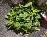 गावरानी चणे आणि तुरीचे चाकवत घातलेले वडे.(Gavran Chane Turi Chakvat Bhaji Vade Recipe In Marathi) रेसिपी स्टेप 1 फोटो 