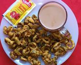 A picture of step 4 of Sweet Pepper Chilli Ring Fritters.