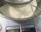 Foto langkah ke 1 dari resep Kulit dimsum / gyoza / kuotie / pangsit ala fe.