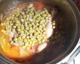 Foto del paso 4 de la receta: Pollo arvejado
