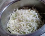 A picture of step 1 of Steamed cabbage.