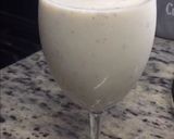 A picture of step 3 of Yummy banana apple and cashews shake iftar special.