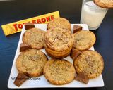 A picture of step 4 of Toblerone Cookies.