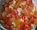 A picture of step 3 of Shahi paneer.
