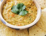 Foto del paso 5 de la receta: Salsa Guacamole con Nachos