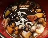 Foto del paso 5 de la receta Garbanzos con huevas de sepias en su tinta.