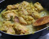 Foto langkah ke 2 dari resep Ayam goreng telur lengkuas.