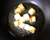 A picture of step 1 of Paneer Kadhi.