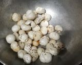 A picture of step 1 of Phul makhana.