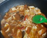 Foto langkah ke 4 dari resep Tumis Sarden sayur Kol.