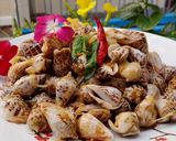 Hình bước làm 4 của món Ốc nhảy xào bơ phomai