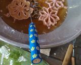 Foto langkah ke 4 dari resep Kembang goyang gurih.