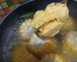 Foto langkah ke 2 dari resep Jagung Rebus Mentega - MPASI 12m+.