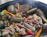 รูปขั้นตอนการทำที่ 6 ของ หมูสับผัดมะเขือยาวสไตล์เรา