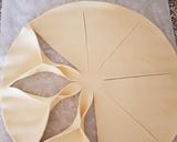 Foto del passaggio 4 della ricetta Torta salata fiore 🏵
