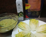Foto del paso 1 de la receta: Cogollos de Tudela con salmón y salsa de aguacate